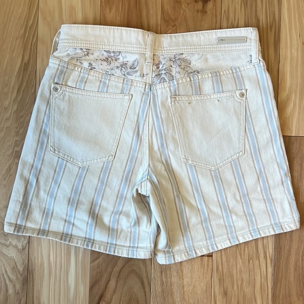 Anthropologie Pilcro High Rise Striped Slim Boyfriend Denim Shorts Size 26